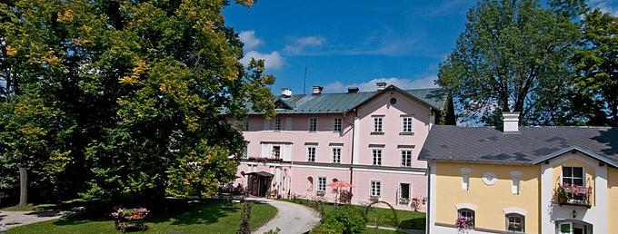 Zámecký hotel ZDÍKOV